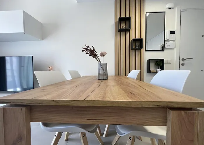 דירה Boliches Design Air C Wifi Andra פואנגירולה